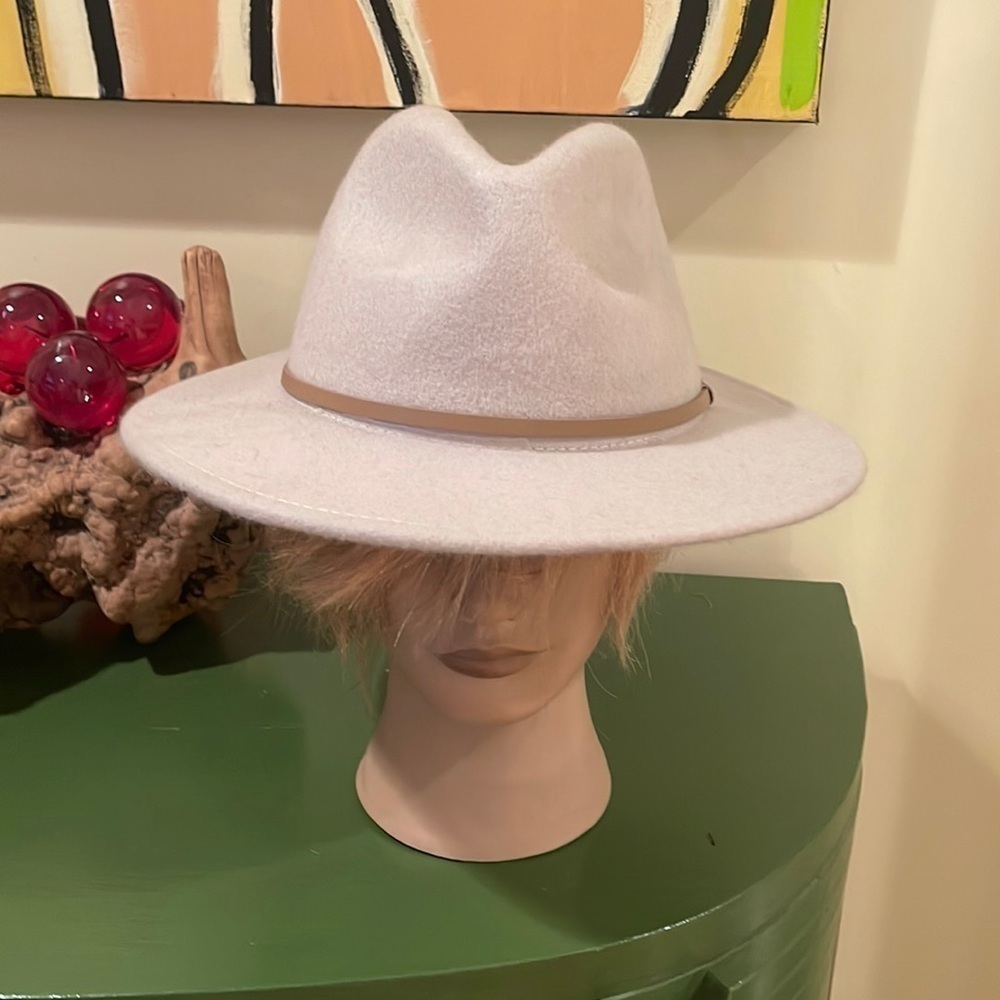 Hat very nice